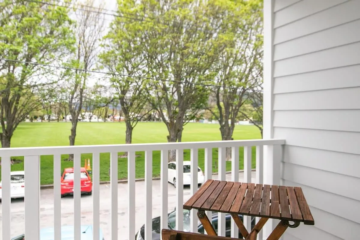 Parkside Heritage Retreat 3-Bedroom Terrace Charm Christchurch